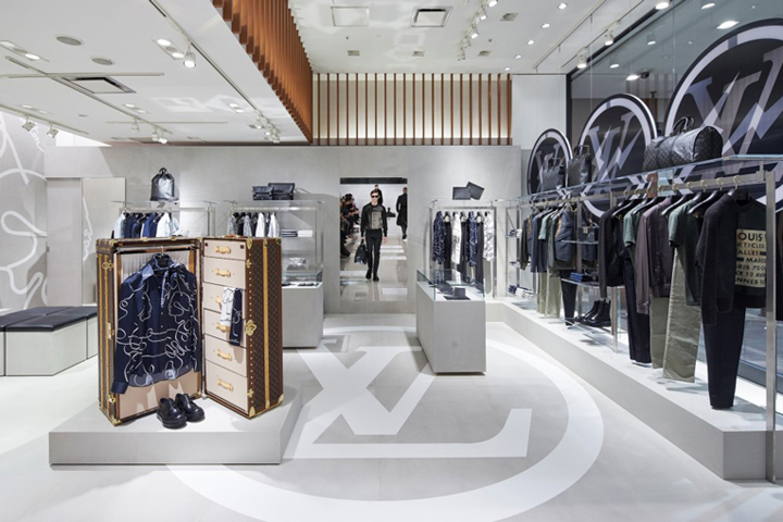 Louis Vuitton Opens Its Largest Men's Store Yet – Visual Merchandising and Store  Design